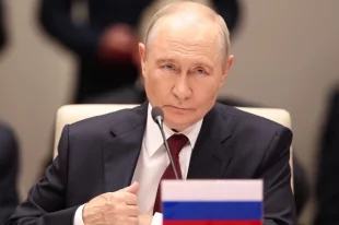 Путин и Жапаров провели встречу по окончании саммита ШОС