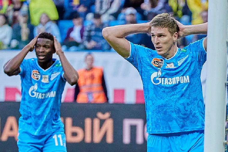 "Зенит" проиграл ЦСКА на восьмой добавленной минуте