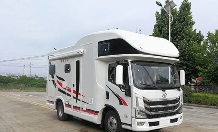 Yuejin H500C: дизельный автодом с автоматом и интерьером как у легковушки